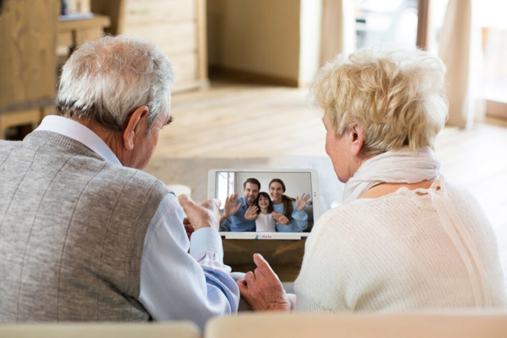 LiNote, une tablette ultra-simplifiée pour les grands-parents